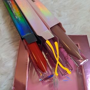 Jeffree Star Supreme Gloss - pick one